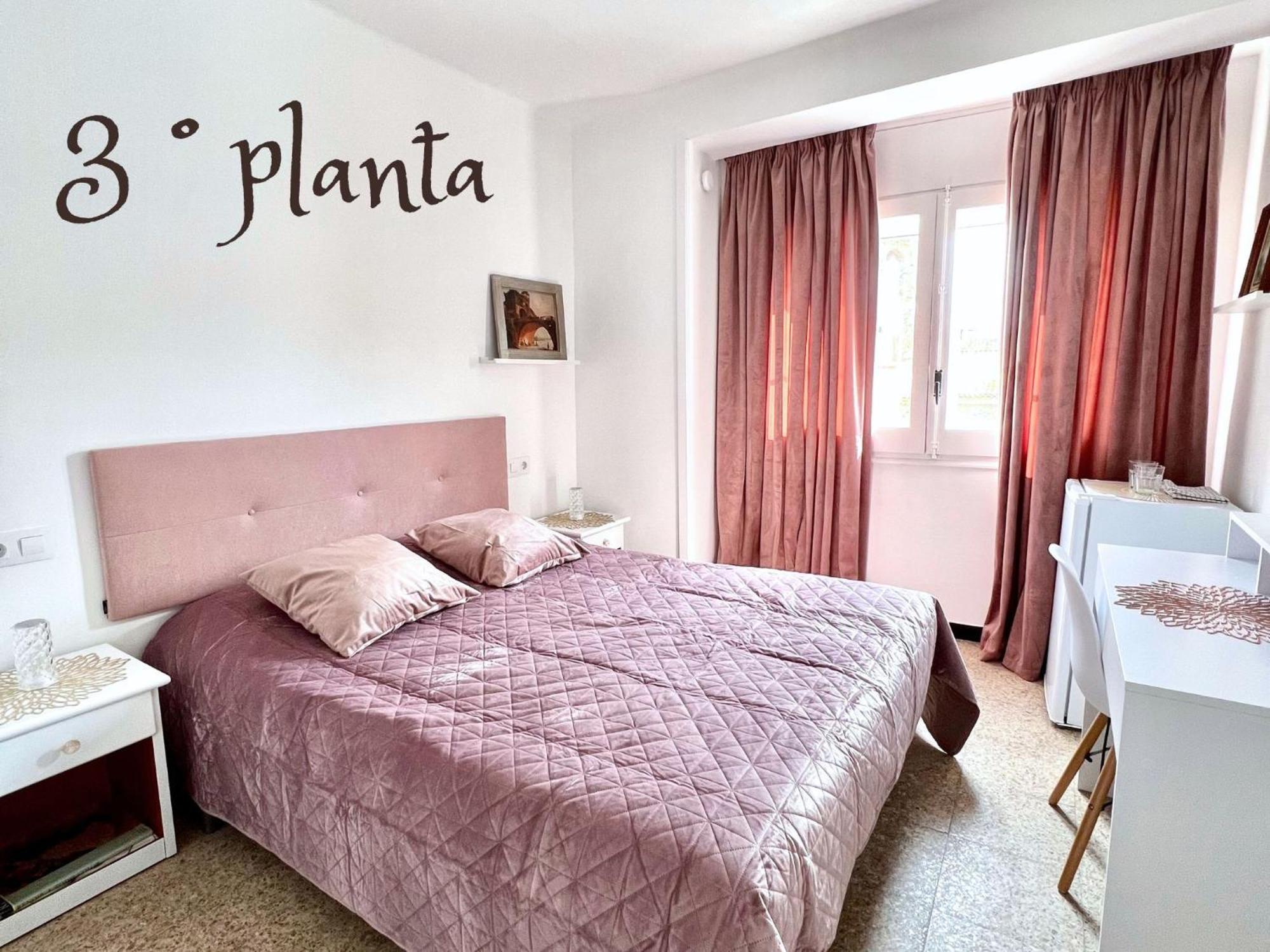 Escondite Central Con Terraza Compartida En La Azotea Roses Dış mekan fotoğraf